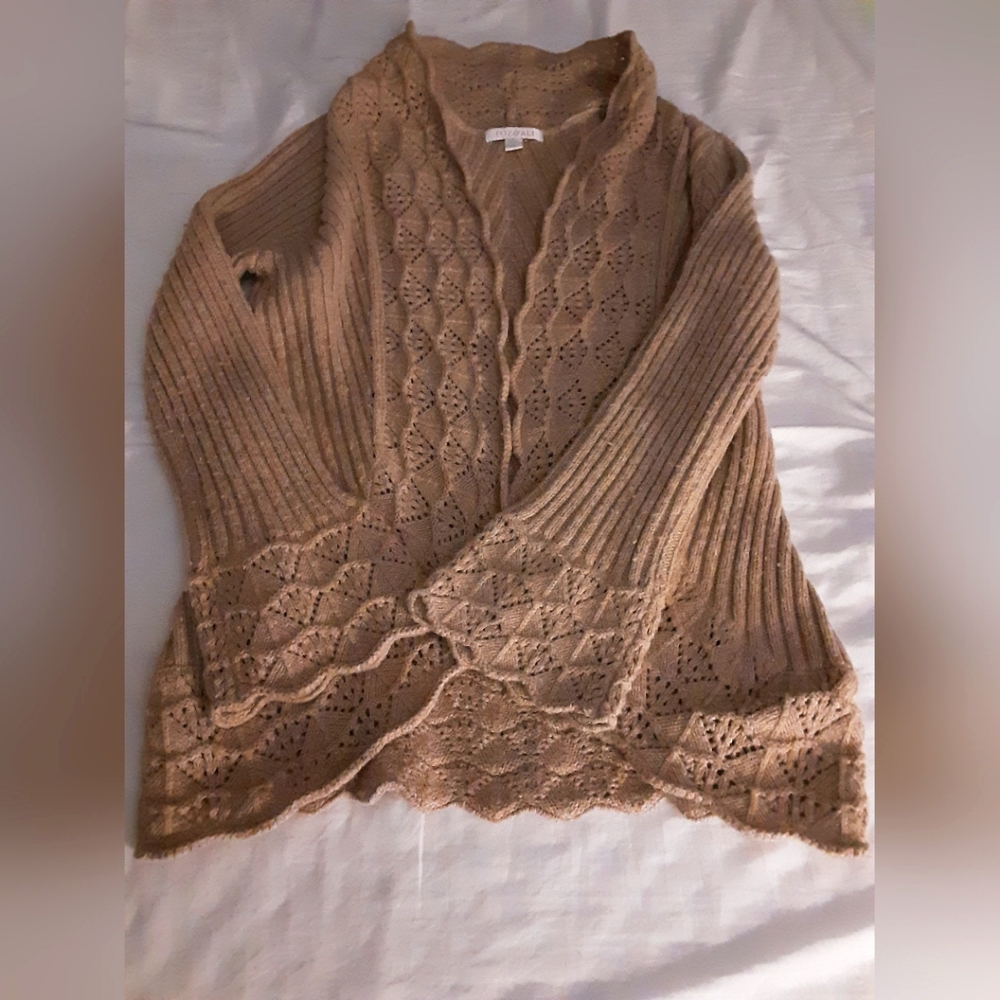 Roz & Ali open sweater. Tan...sz L